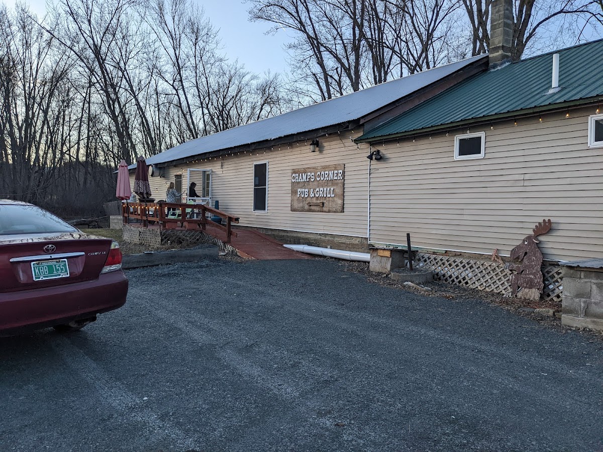Champs Corner Pub And Grill Photos 2